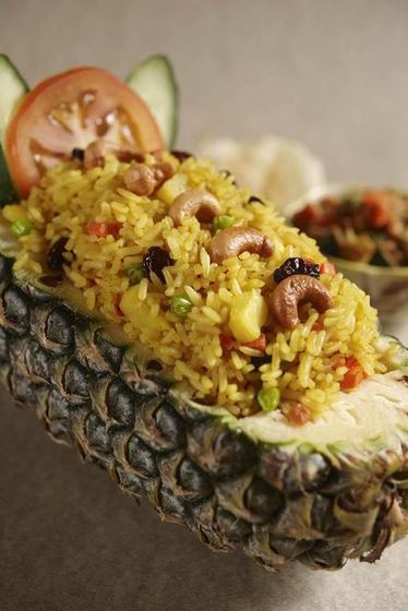 Signature Rompine pineapple fried rice